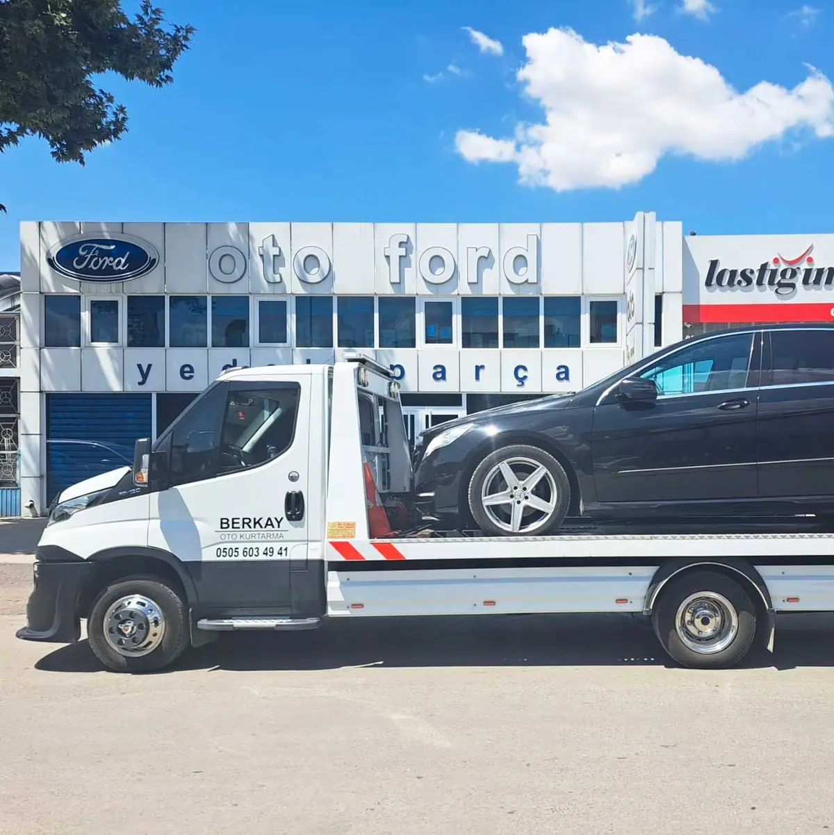 Berkay Oto Kurtarma çekici aracı